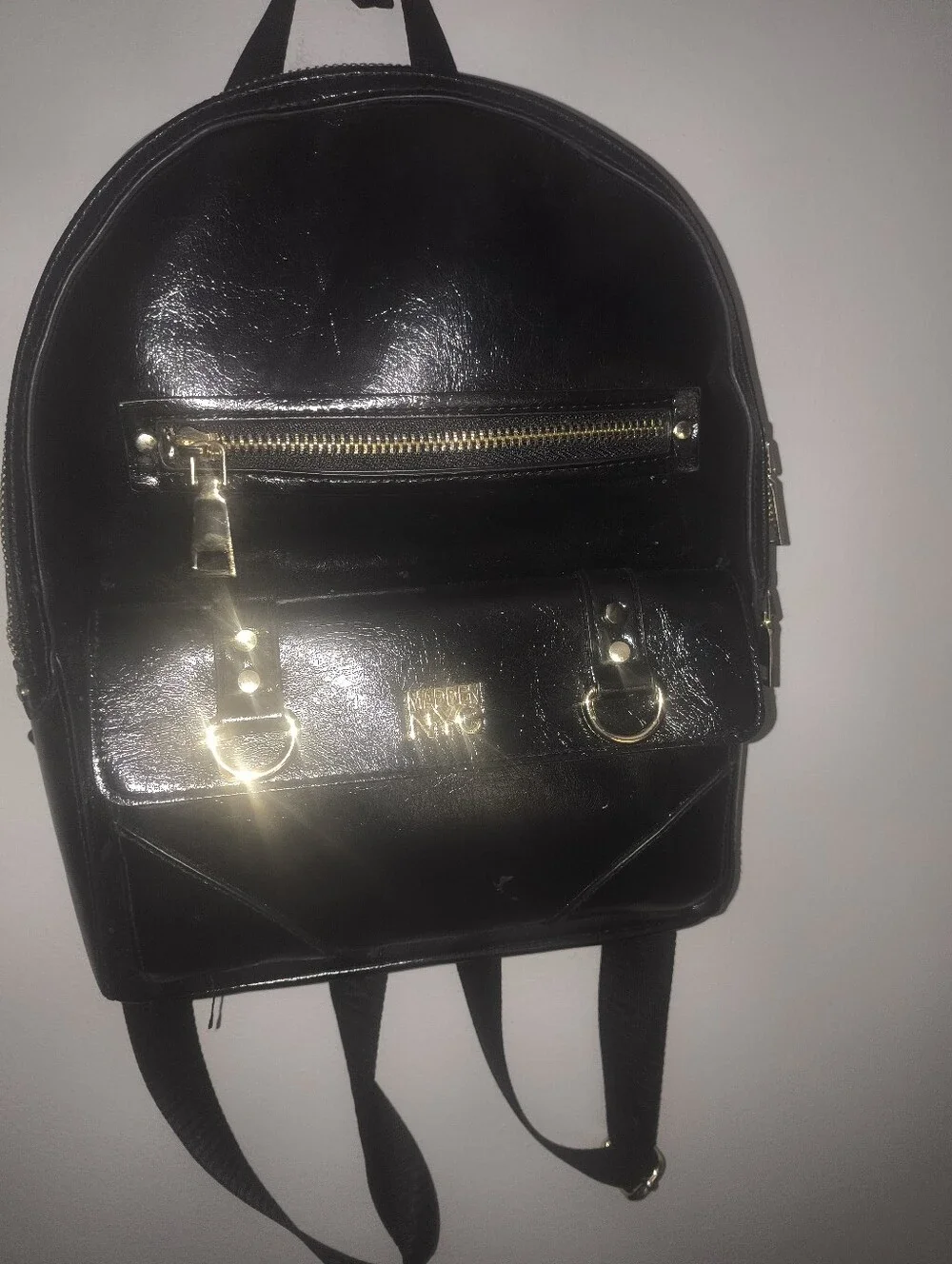 N.Y. Back Pack.